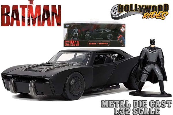 Batman 2022 - Batmobile With Batman - 1:32 Die-cast Model